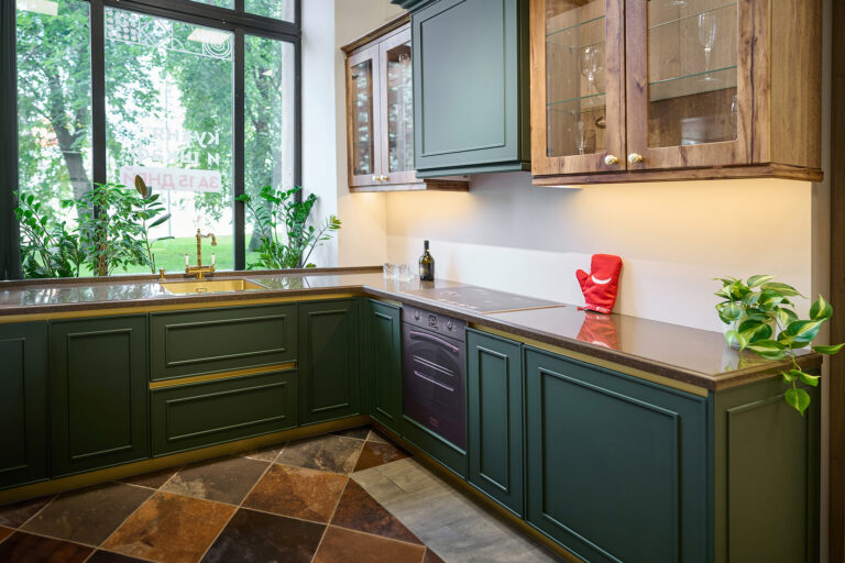 Угловые кухни: фото, идеи и воплощение